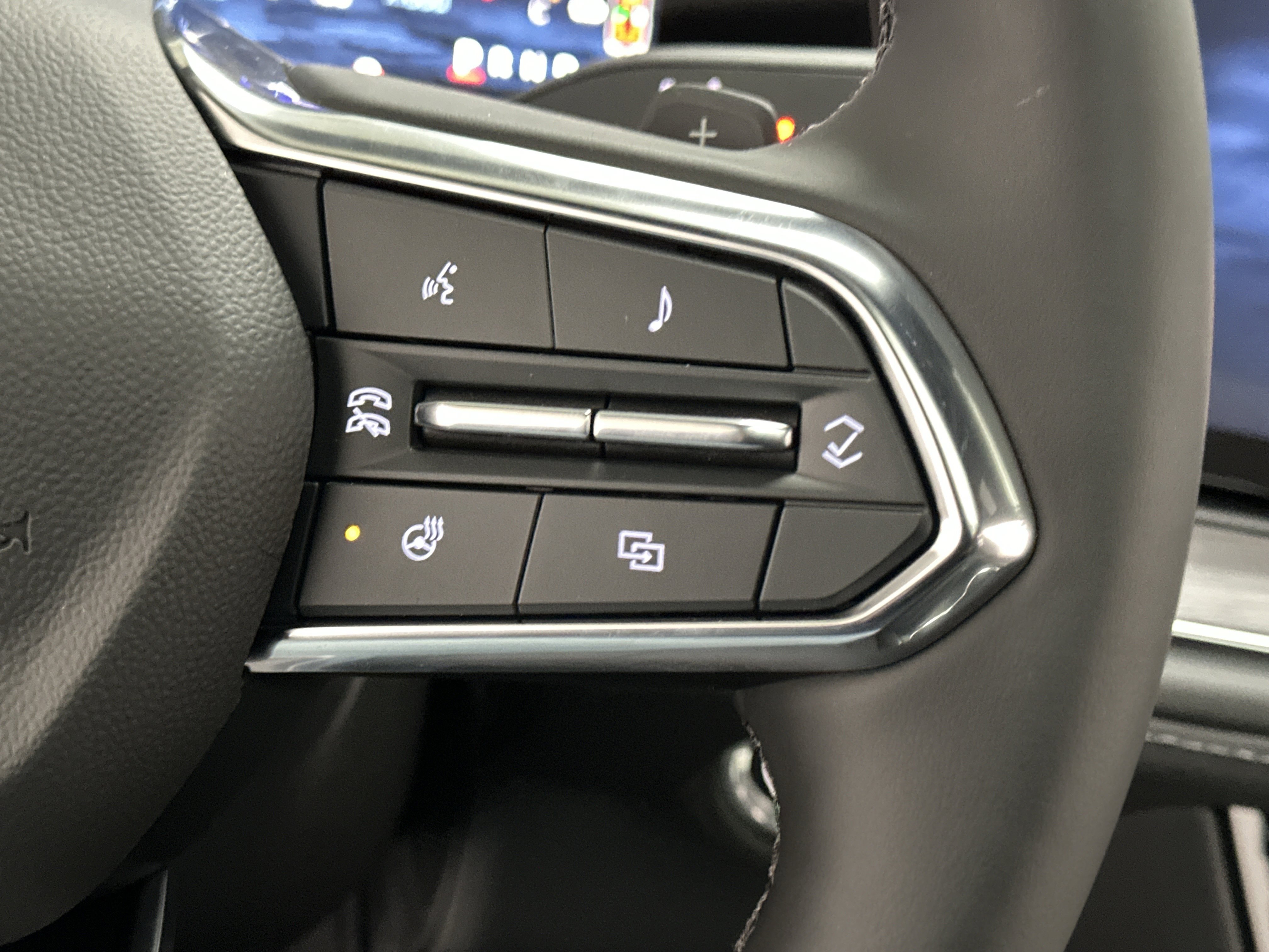 New 2026 Chevrolet Suburban Z71 w/ Z71 Off-Road Package image 35