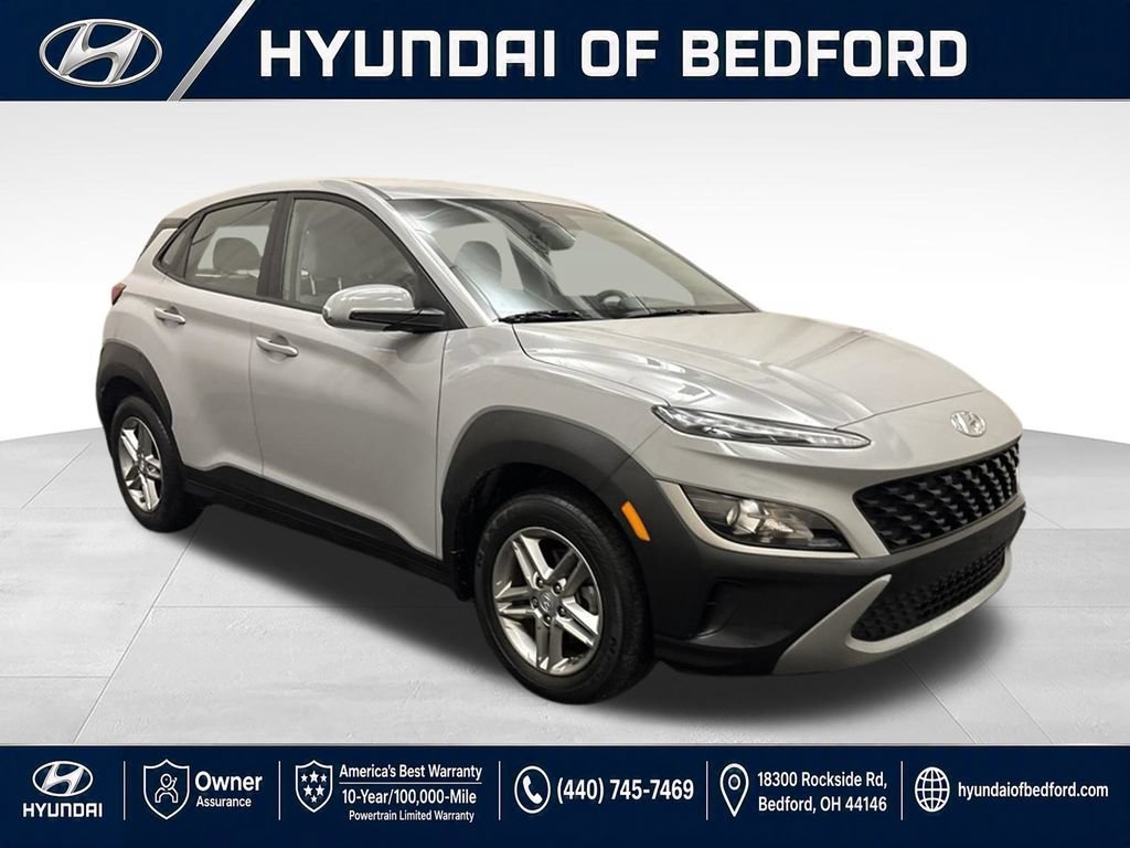Used 2023 Hyundai Kona SE w/ Cargo Package FWD image 3