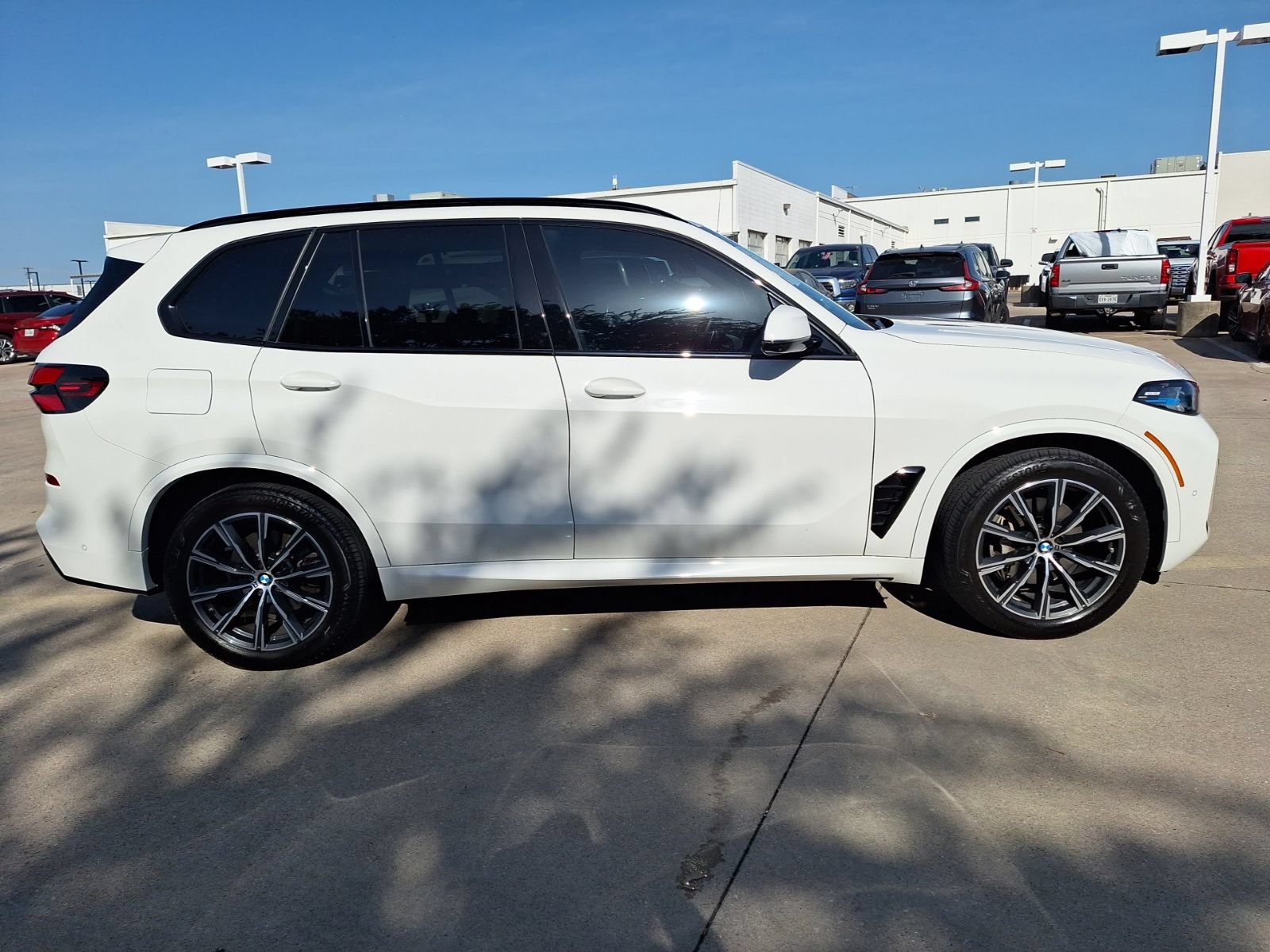 Used 2024 BMW X5 xDrive40i w/ Executive Package AWD/4WD image 7