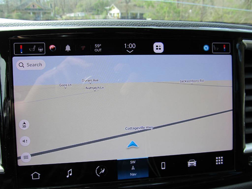 Used 2023 Chrysler Voyager LX image 64