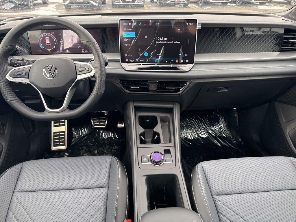 New 2026 Volkswagen Tiguan SE R-Line AWD/4WD image 11