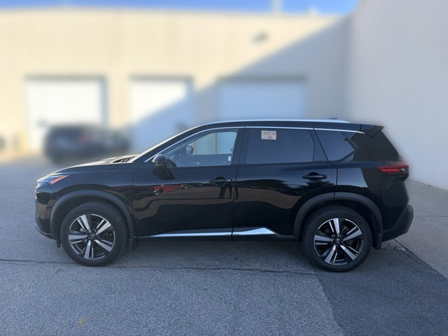 Used 2023 Nissan Rogue SL AWD/4WD image 12