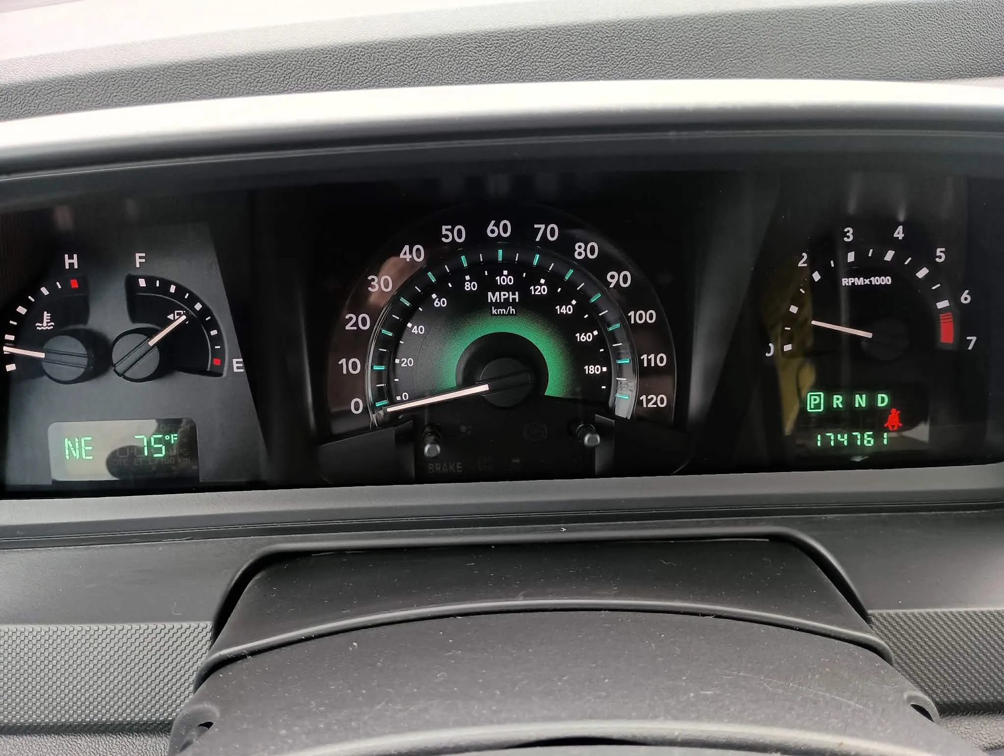 Used 2009 Dodge Journey SXT w/ Premium Convenience Group FWD image 11