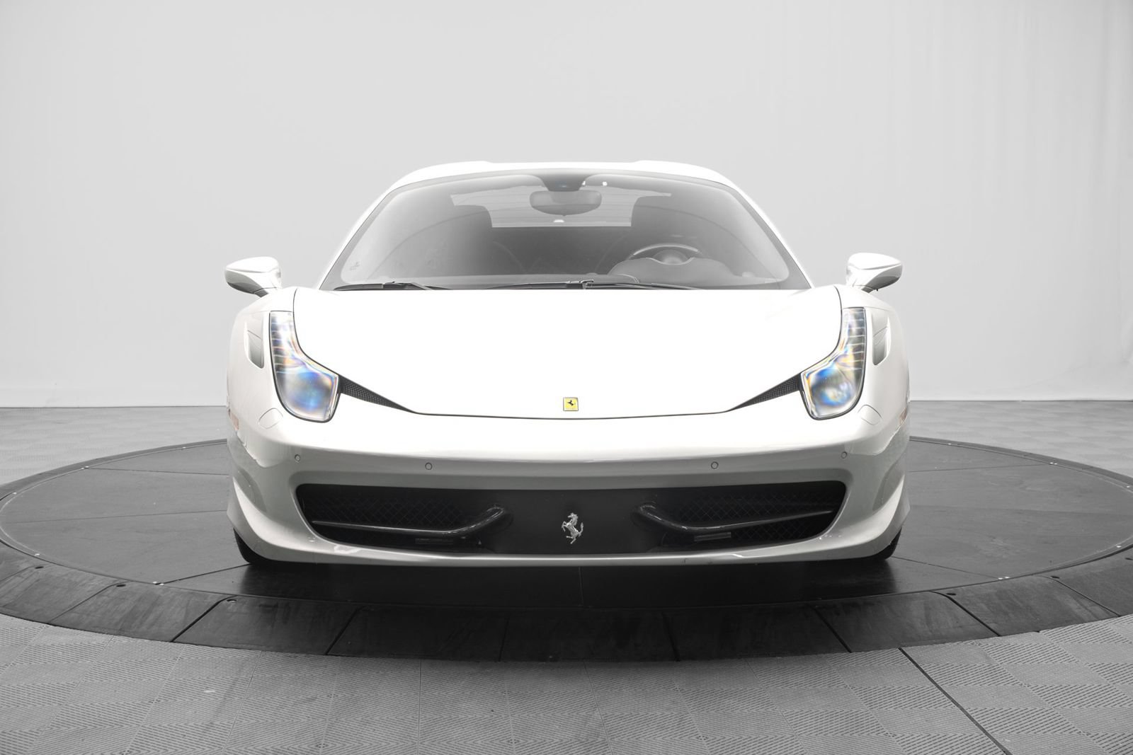 Used 2012 Ferrari 458 Spider RWD image 10