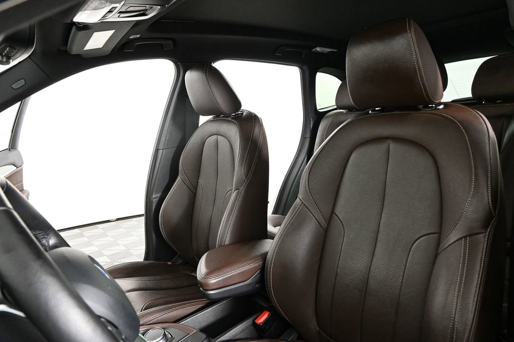 Used 2019 BMW X1 xDrive28i image 5