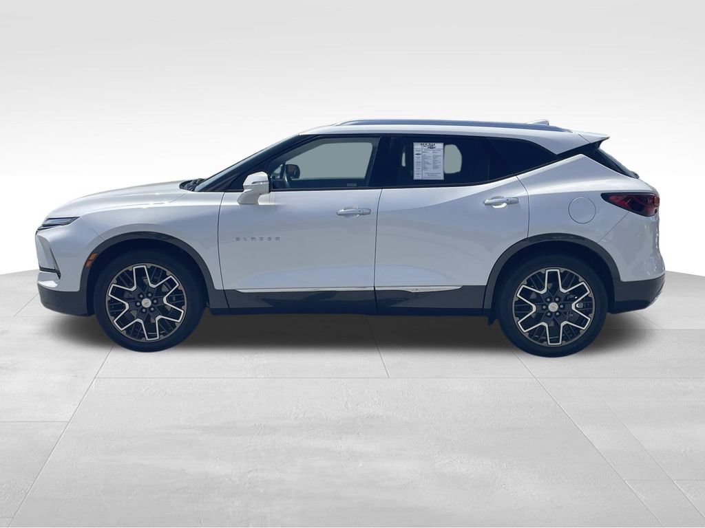 Used 2024 Chevrolet Blazer Premier w/ Driver Confidence II Package FWD image 7
