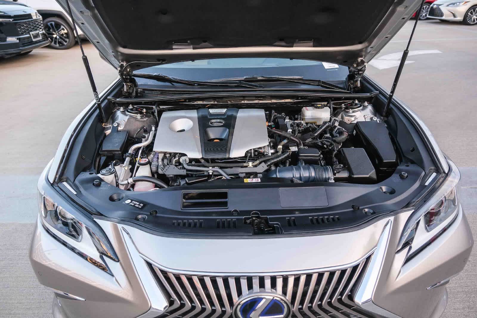 Used 2020 Lexus ES 300h w/ Premium Package FWD image 28