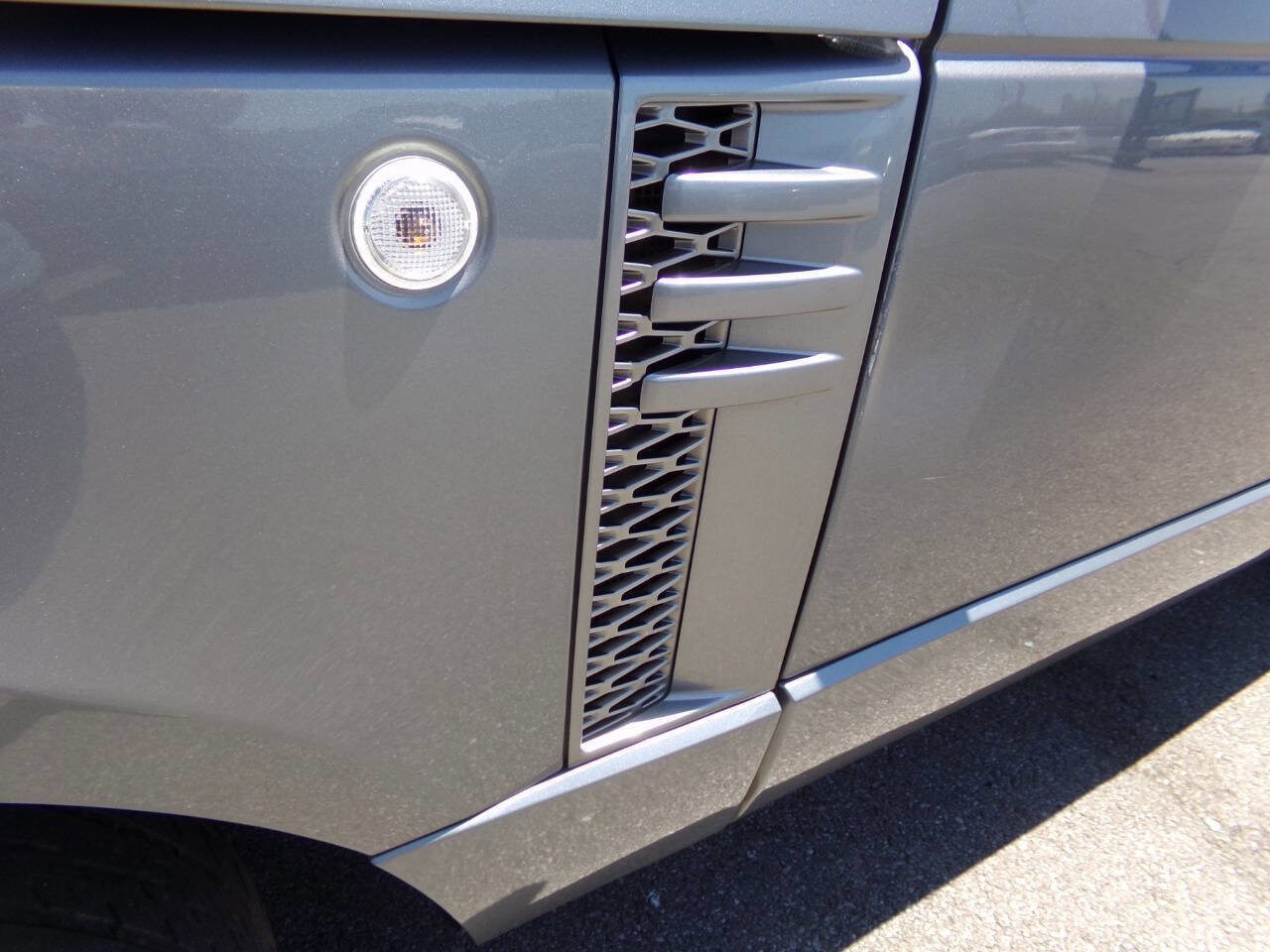 Used 2012 Land Rover Range Rover HSE image 31