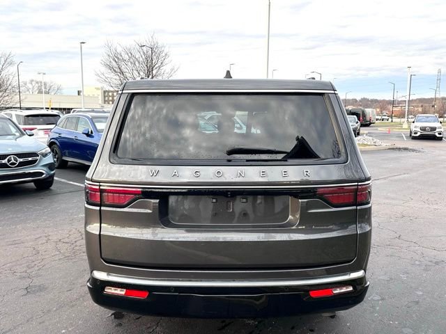 Used 2024 Jeep Wagoneer L Base w/ Premium Group I image 8