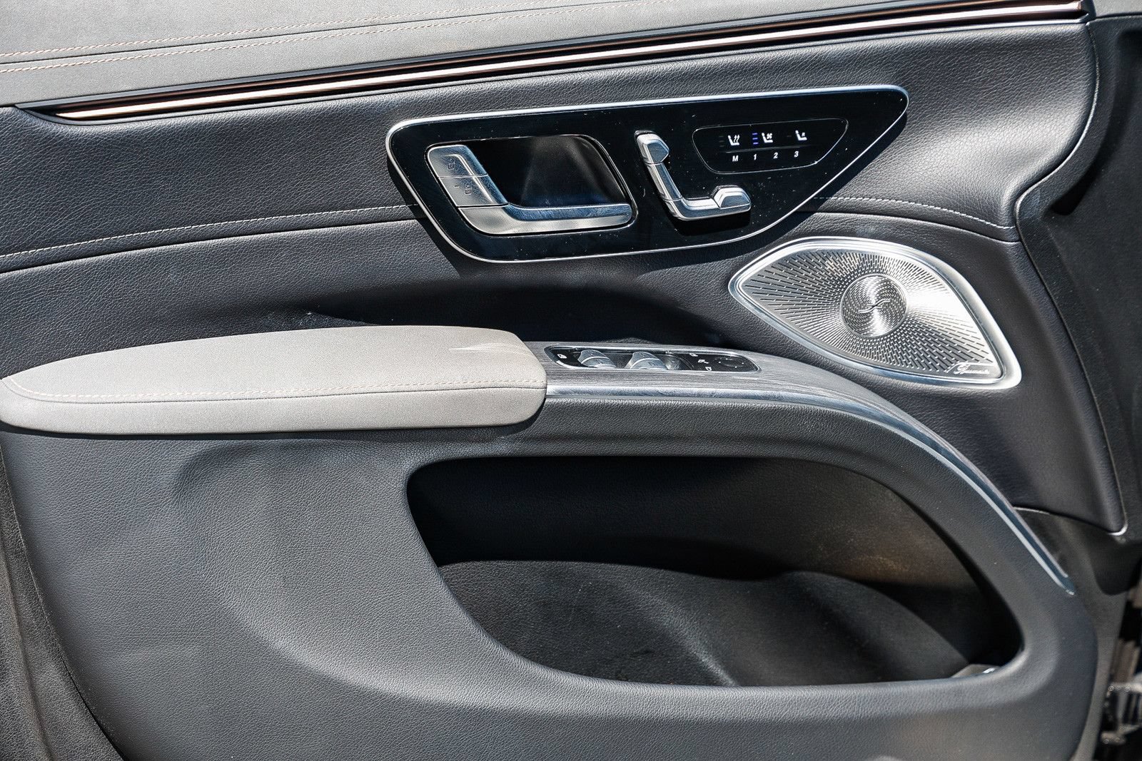 Certified 2024 Mercedes-Benz EQS 450+ 4MATIC SUV image 21