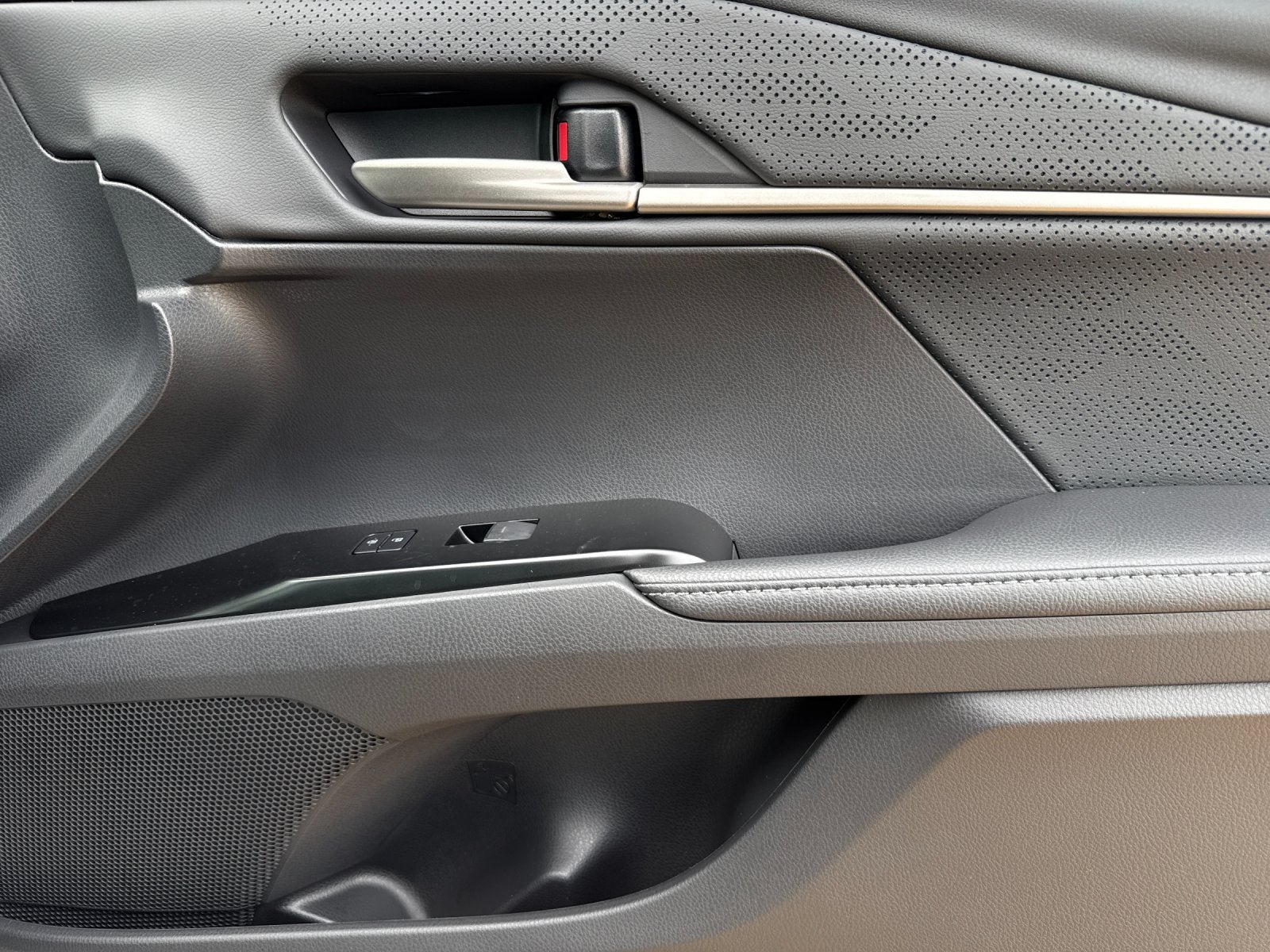 New 2026 Toyota Camry XSE FWD image 18