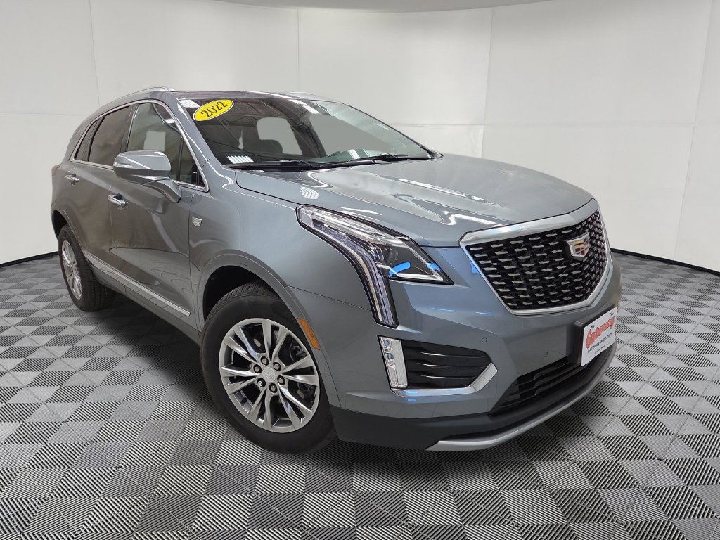 Used 2022 Cadillac XT5 Premium Luxury w/ LPO, Floor Liner Package AWD/4WD image 3