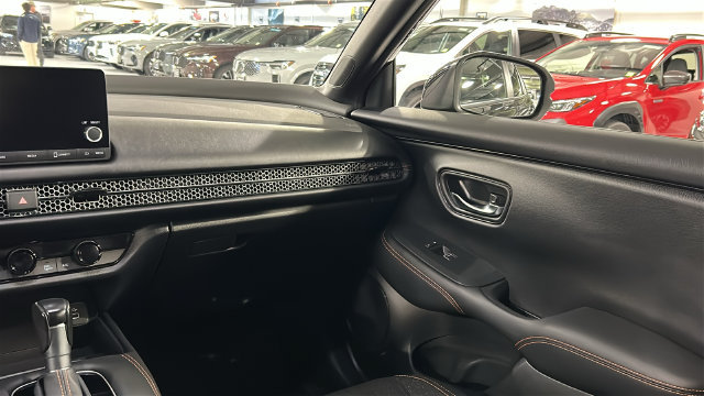 Used 2023 Honda HR-V Sport image 24
