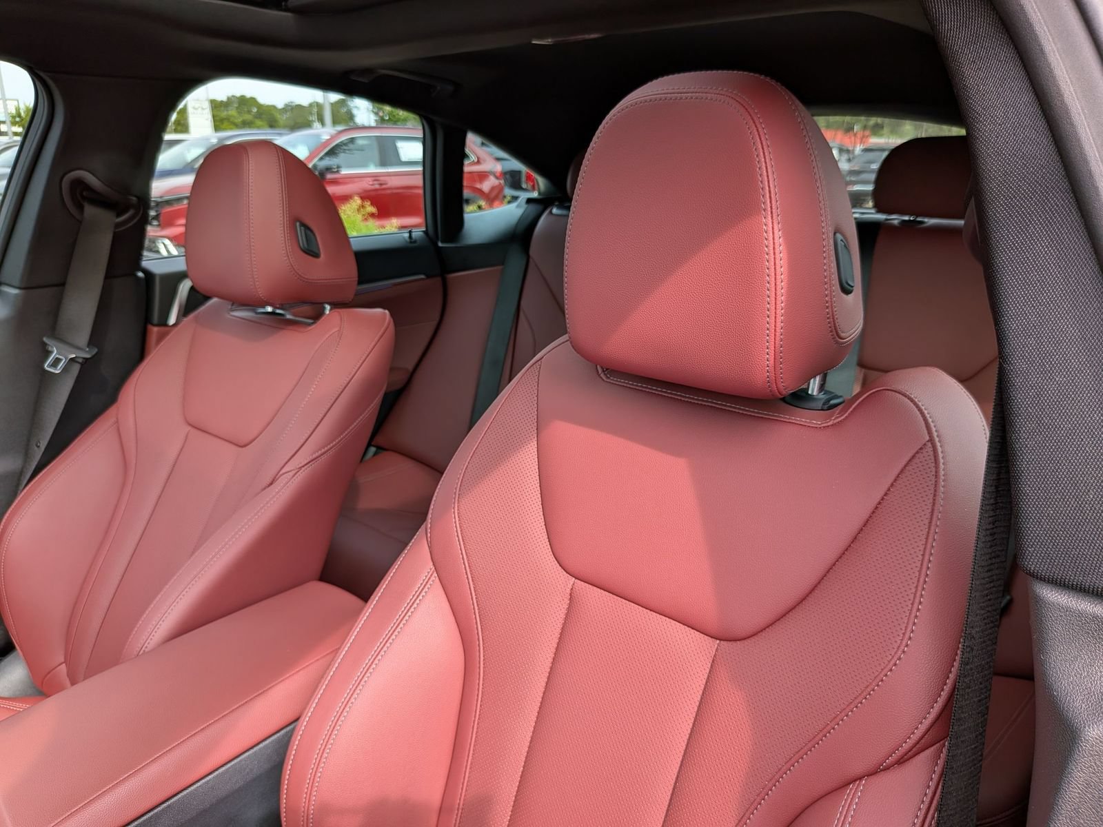Used 2023 BMW i4 eDrive35 w/ Premium Package RWD image 15
