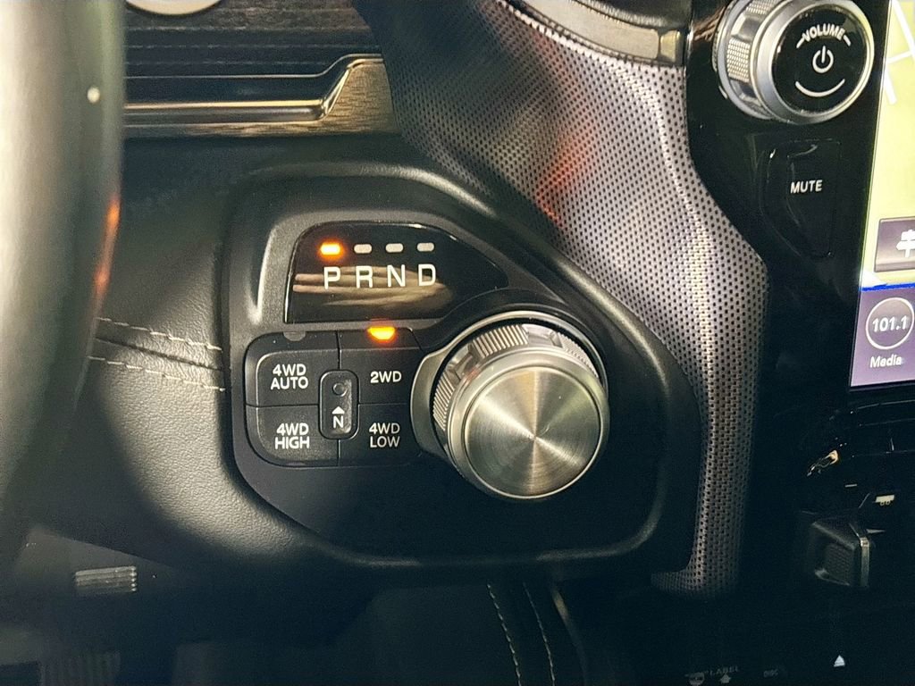 Used 2019 RAM 1500 Limited image 18