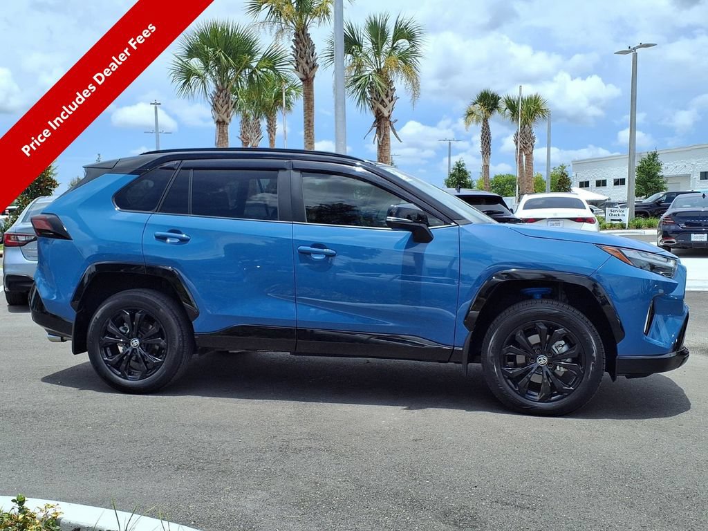 Used 2024 Toyota RAV4 XSE w/ Weather Package AWD/4WD image 9
