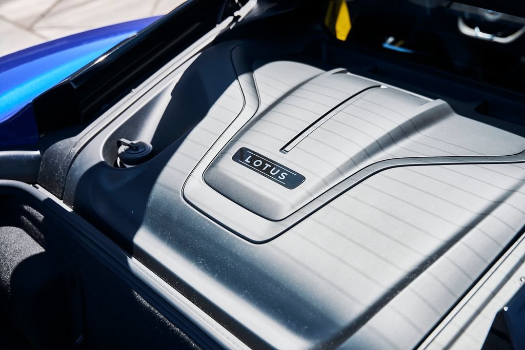 Used 2026 Lotus Emira SE RWD image 19