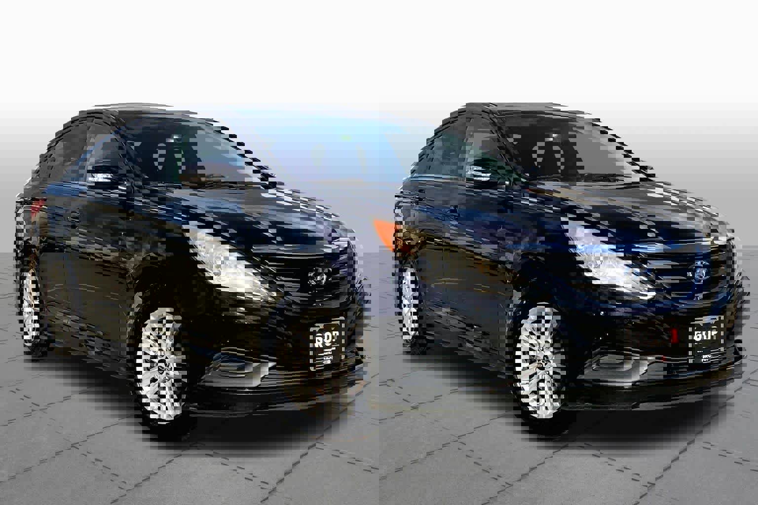 Used 2014 Hyundai Sonata GLS w/ Popular Equipment Group 2 image 2