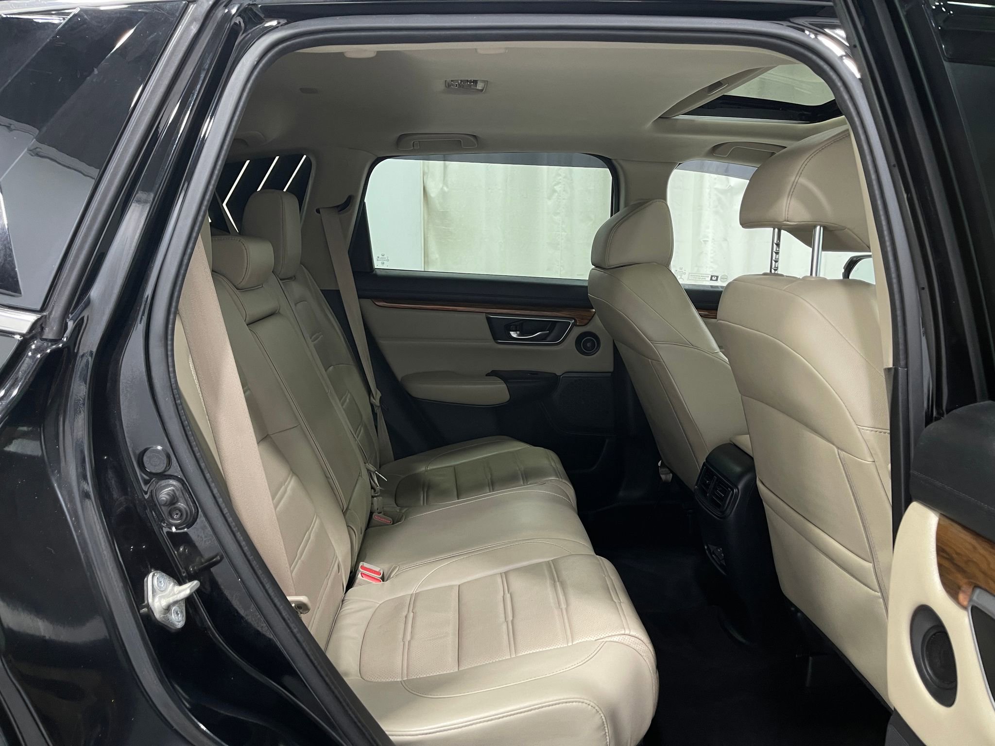 Used 2017 Honda CR-V EX-L image 29