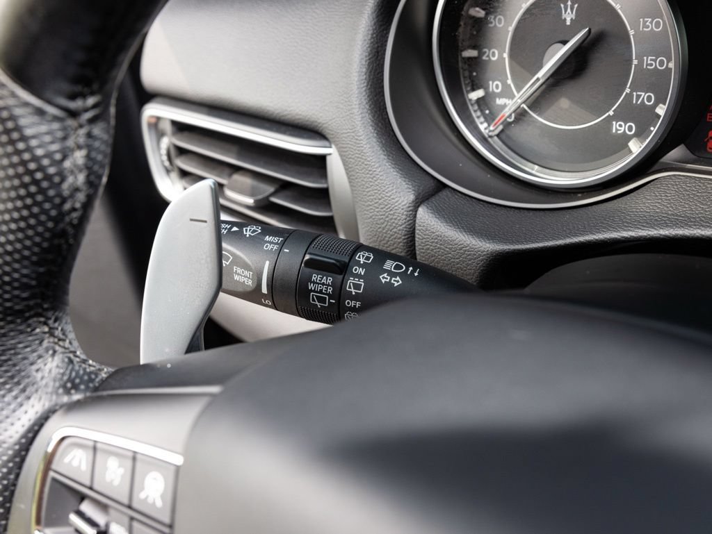 Used 2021 Maserati Levante GranSport AWD/4WD image 34