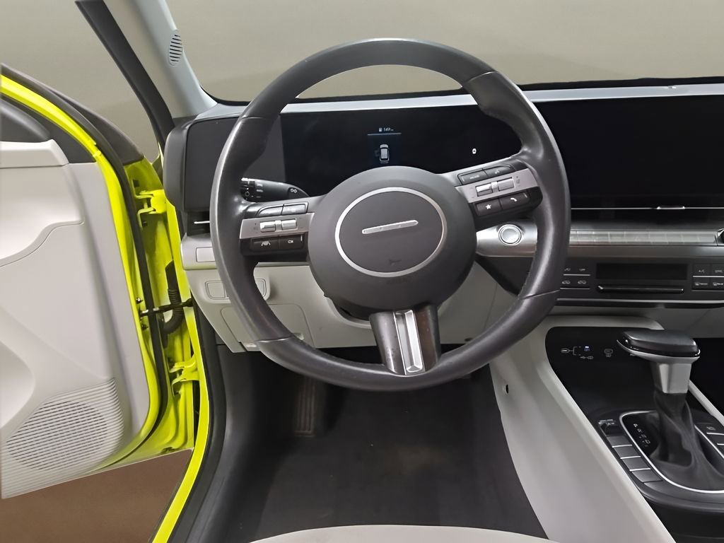 Used 2024 Hyundai Kona SEL FWD image 19