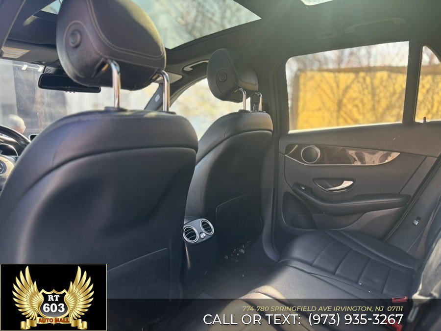 Used 2018 Mercedes-Benz GLC 300 4MATIC image 10