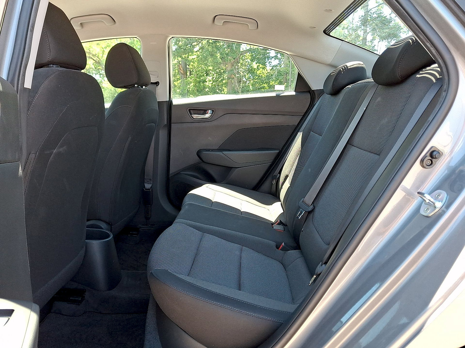 Used 2022 Hyundai Accent SE FWD image 19