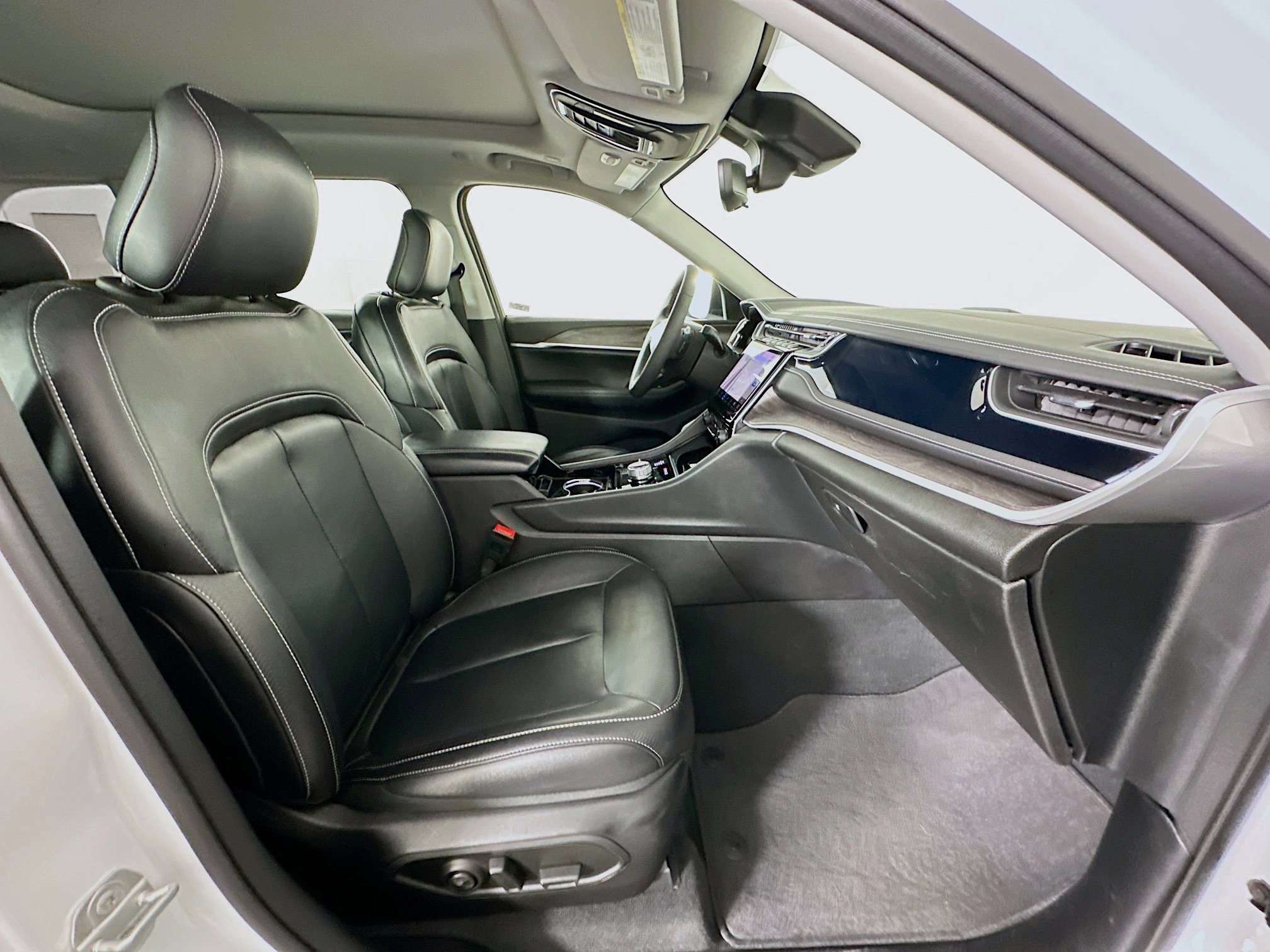 Used 2022 Jeep Grand Cherokee Limited 4xe AWD/4WD image 33