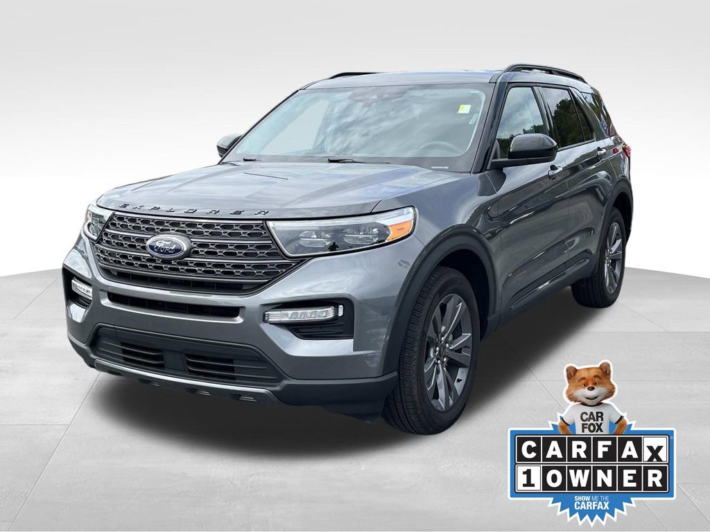 Used 2023 Ford Explorer XLT w/ Equipment Group 202A image 8