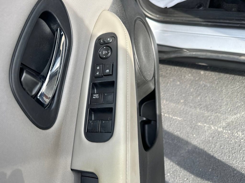 Certified 2018 Honda HR-V LX image 21