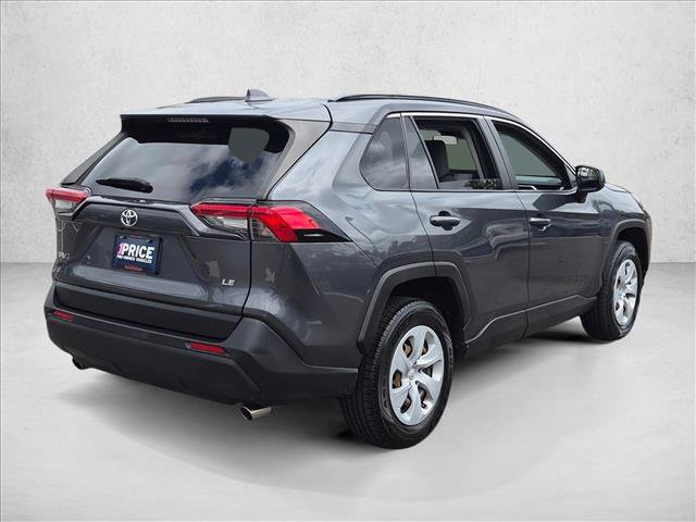 Used 2019 Toyota RAV4 LE FWD image 5