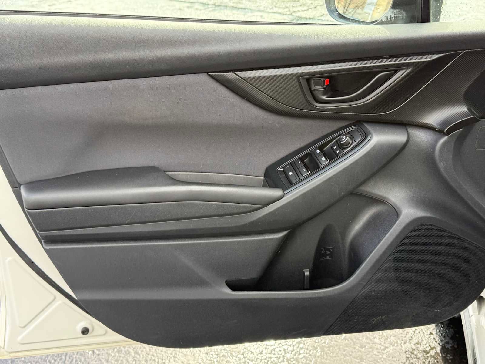 Used 2019 Subaru Crosstrek 2.0i Premium w/ Eyesight System image 11