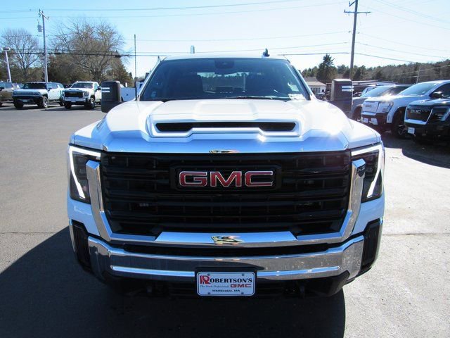 Used 2025 GMC Sierra 2500 Pro w/ Convenience Package image 5