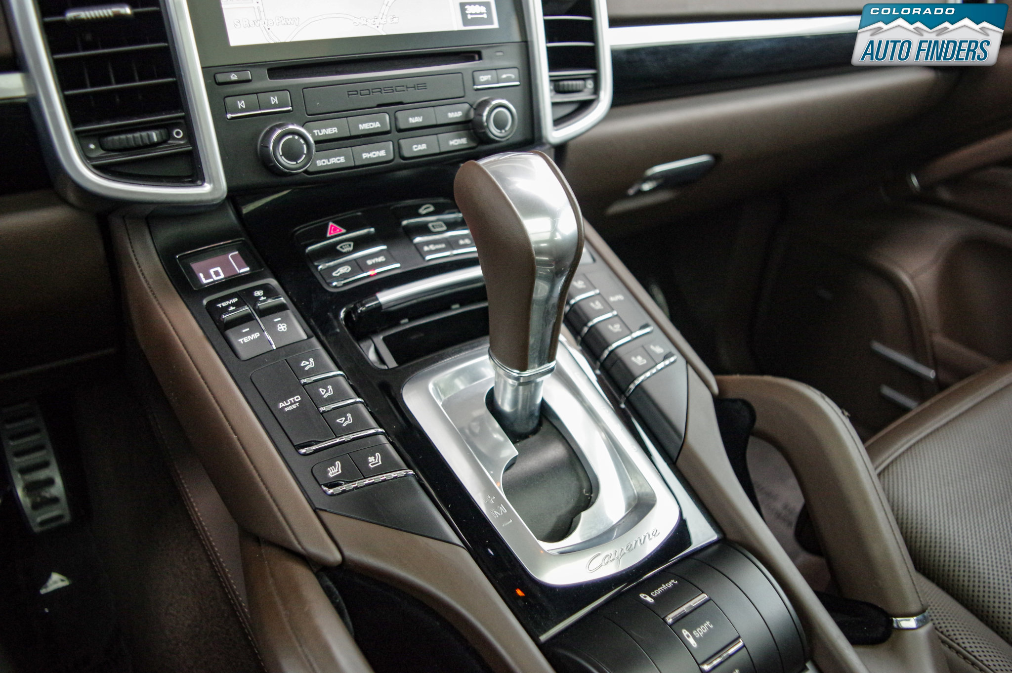 Used 2017 Porsche Cayenne S image 18