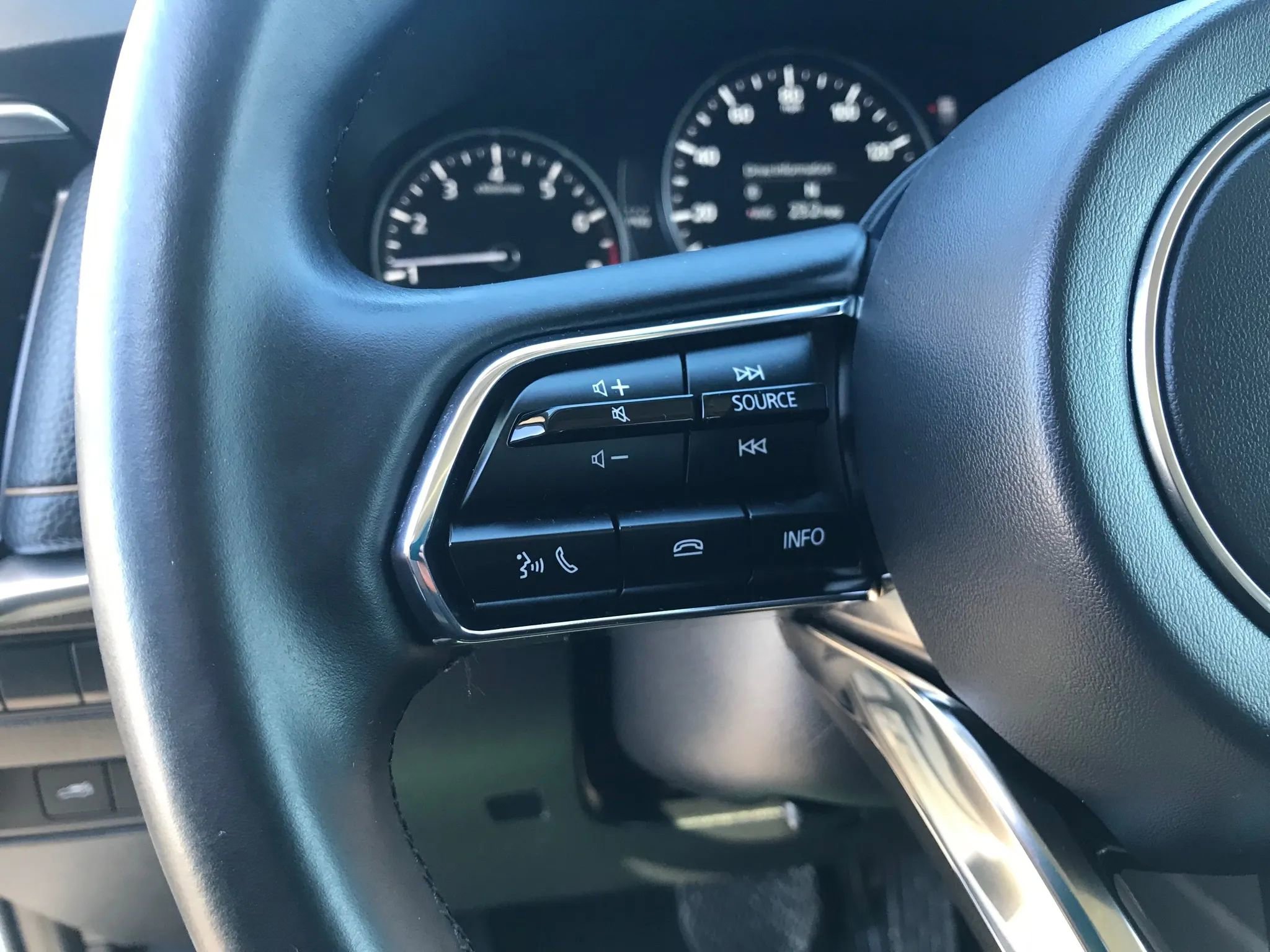 Used 2024 MAZDA CX-90 3.3 Turbo w/ Preferred Package AWD/4WD image 15