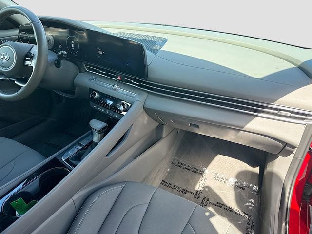 Certified 2023 Hyundai Elantra SEL w/ Convenience Package image 27