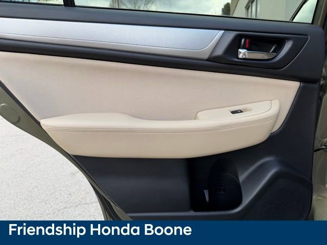 Used 2019 Subaru Outback 2.5i Premium image 32