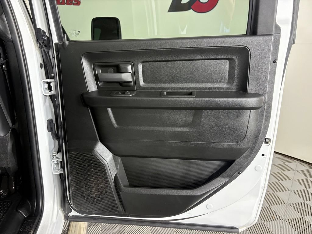 Used 2025 RAM 2500 Tradesman w/ Chrome Appearance Group AWD/4WD image 42