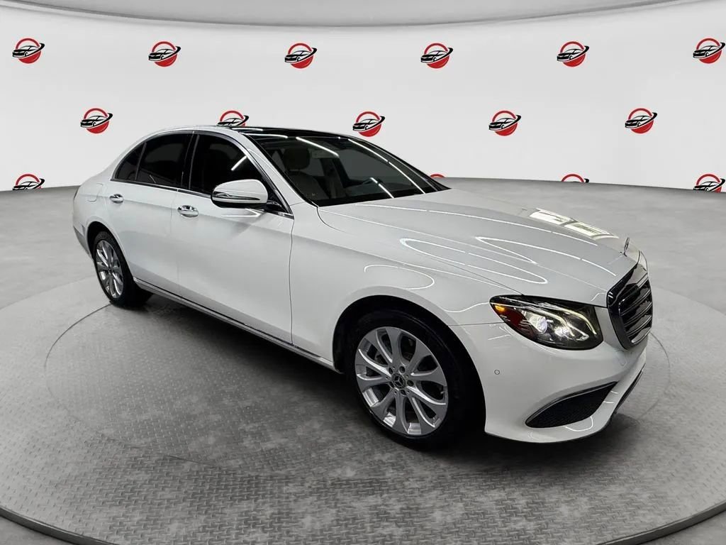 Used 2018 Mercedes-Benz E 300 4MATIC w/ Premium 1 Package image 7