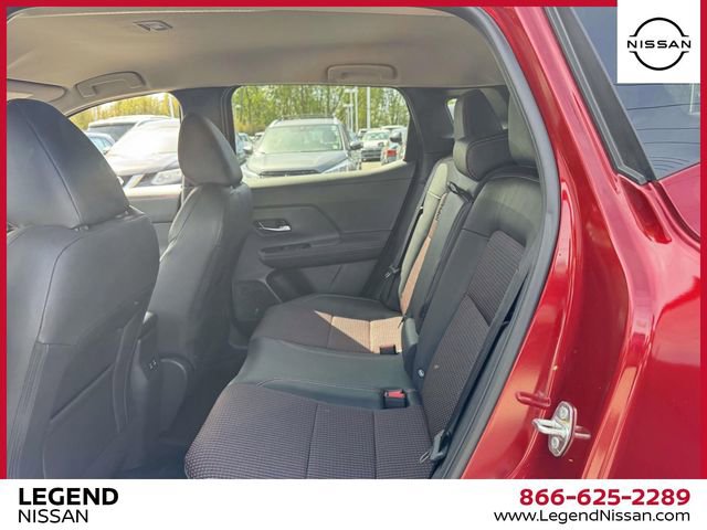 Used 2025 Nissan Kicks SR AWD/4WD image 12