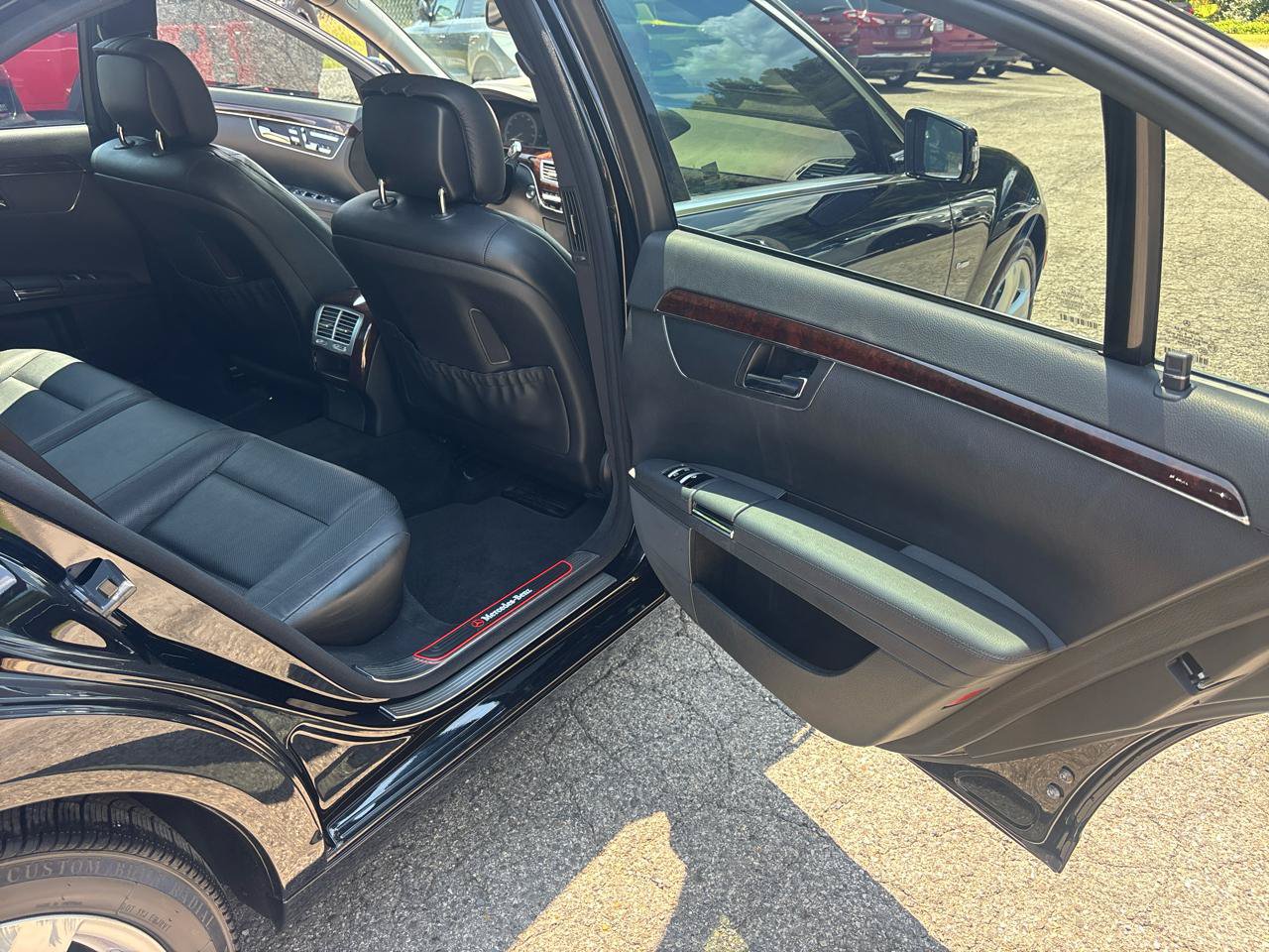 Used 2012 Mercedes-Benz S 550 image 16