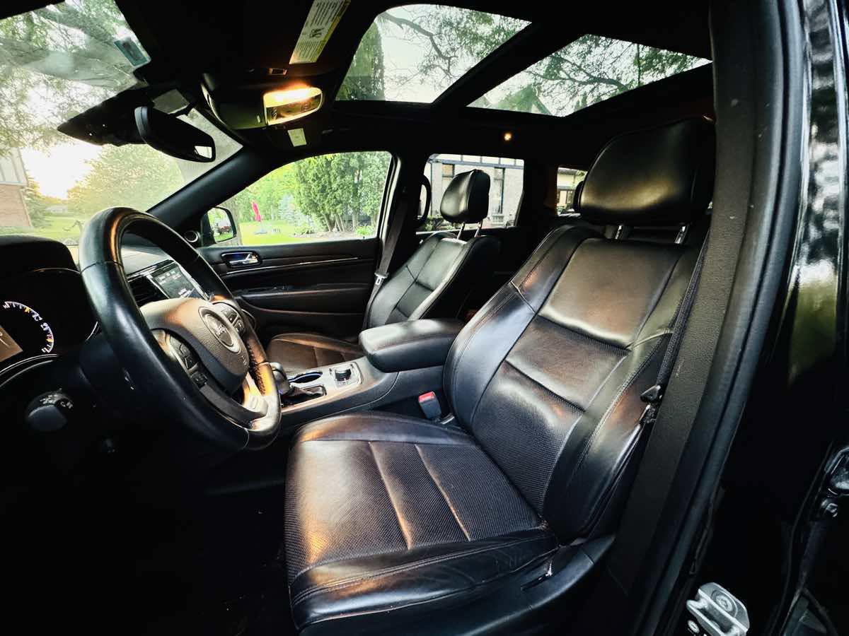 Used 2021 Jeep Grand Cherokee High Altitude AWD/4WD image 12