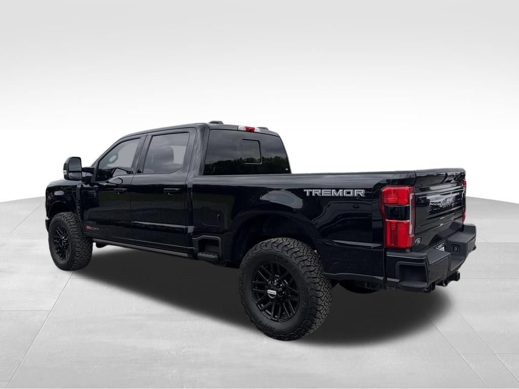Used 2025 Ford F250 Platinum w/ Tremor Off-Road Package AWD/4WD image 16