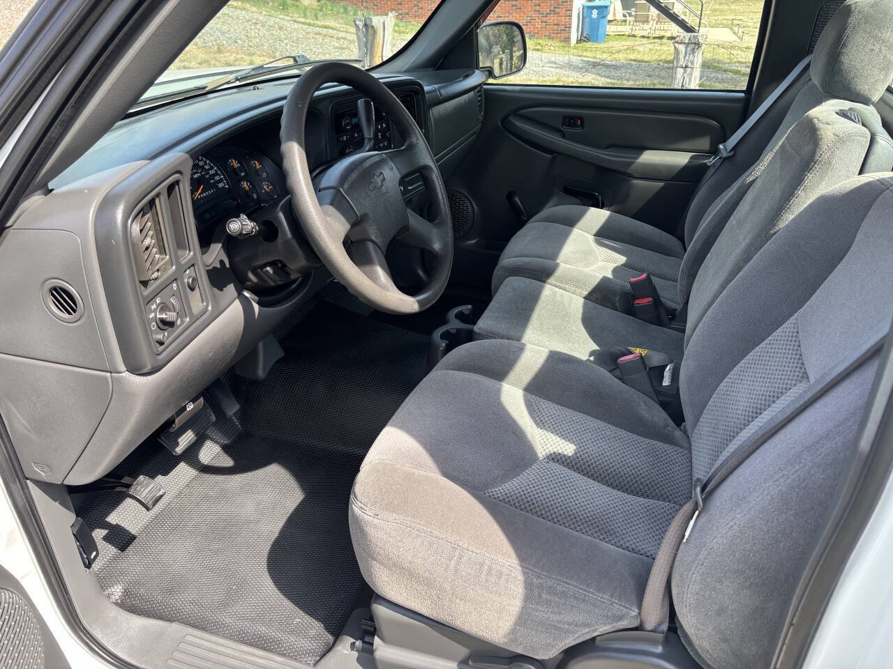 Used 2006 Chevrolet Silverado 1500 W/T RWD image 8