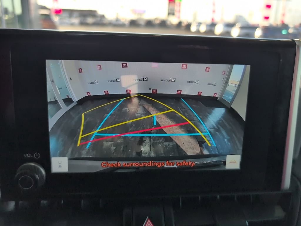 Used 2025 Toyota RAV4 XLE image 23