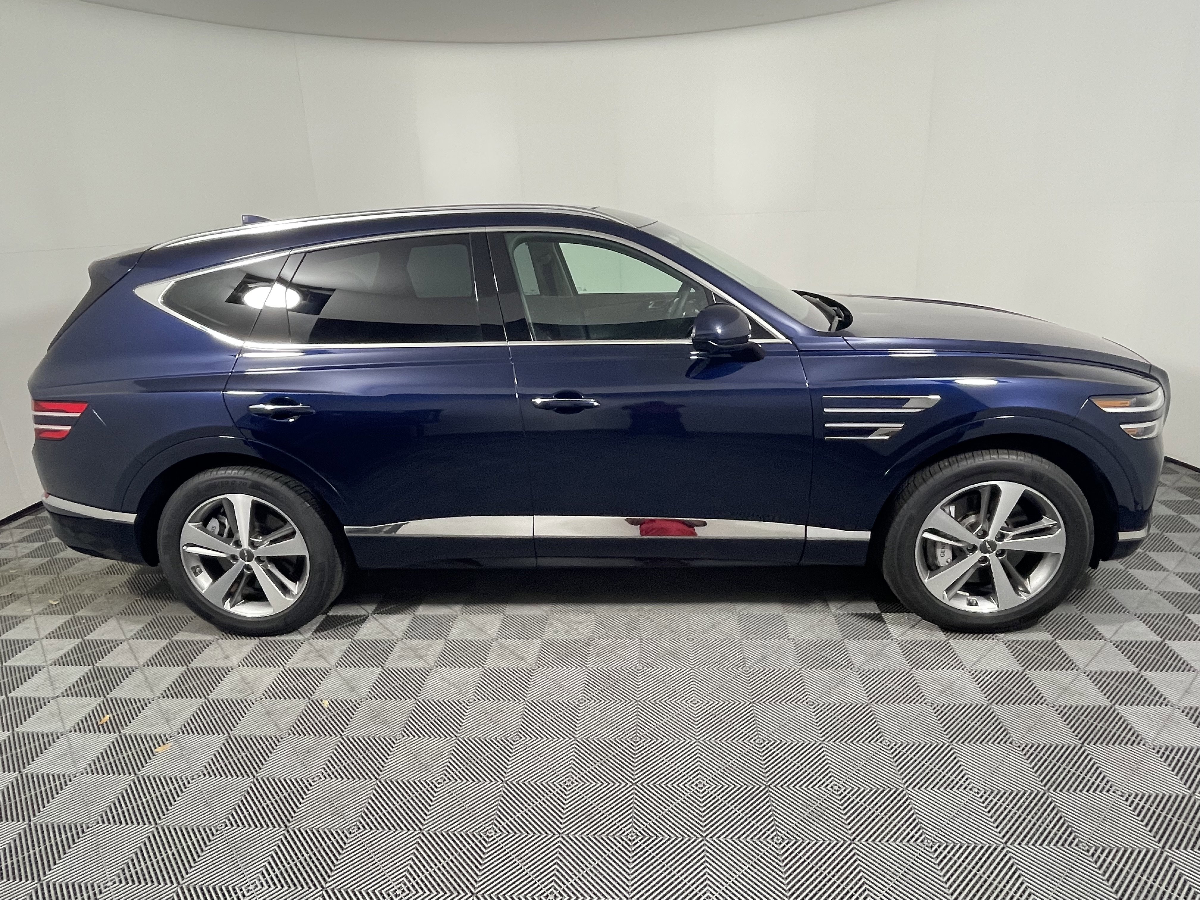 Used 2023 Genesis GV80 2.5T w/ Advanced Package image 6