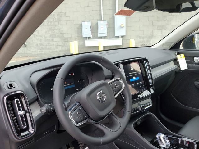 New 2026 Volvo XC40 B5 Plus w/ Protection Package Premier image 8