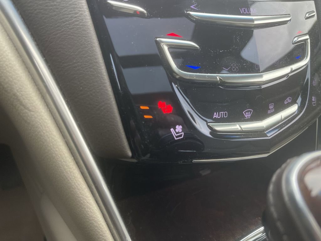 Used 2016 Cadillac XTS Luxury w/ Driver Awareness Package image 19