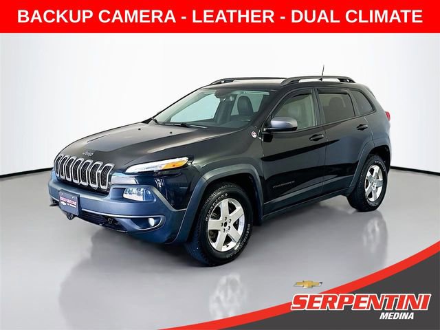 Used 2016 Jeep Cherokee Trailhawk image 1