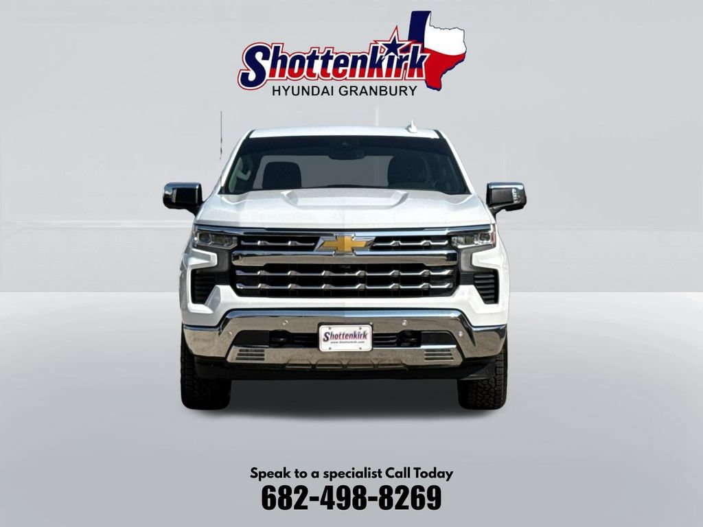Used 2024 Chevrolet Silverado 1500 LTZ w/ Z71 Off-Road Package AWD/4WD image 2